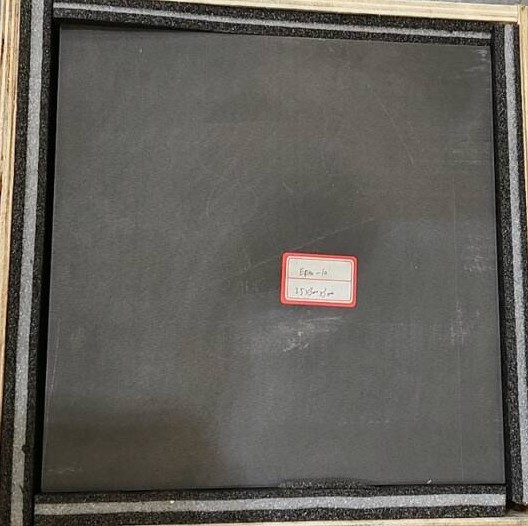 How to choose electrodes for your EDM machines? Graphite Electrodes or Copper Electrodes 